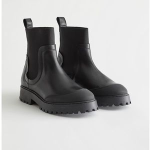 Elasticated leather Chelsea boots &other stories 38
